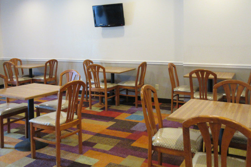 Econo Lodge Дариен Екстериор снимка