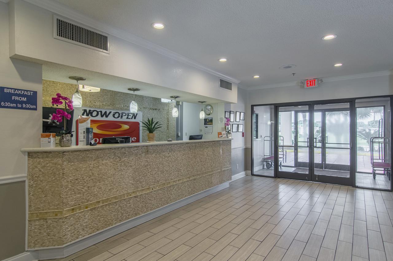 Econo Lodge Дариен Екстериор снимка