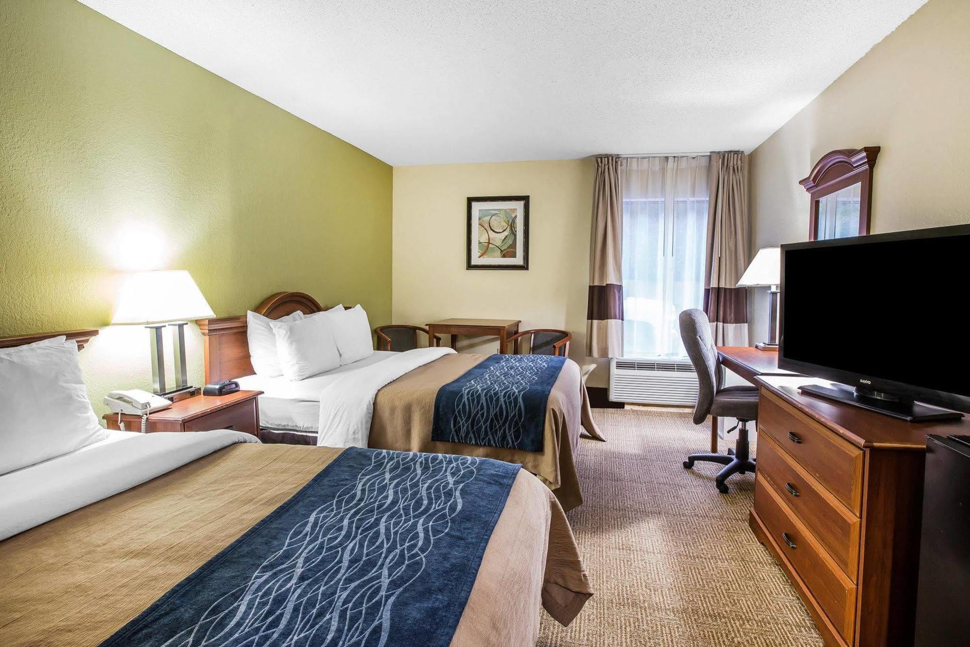 Econo Lodge Дариен Екстериор снимка
